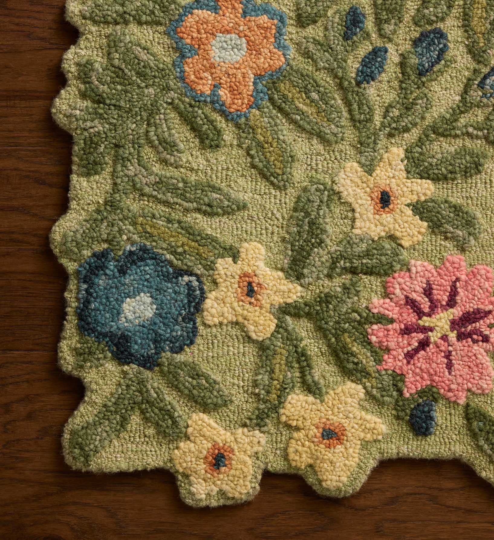 Edith Wool Hooked Rug - Green